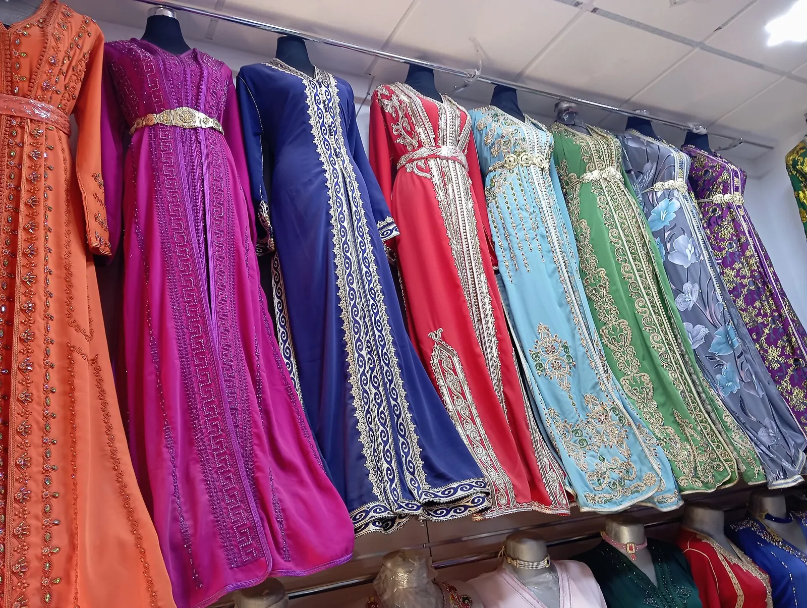 Colourful takchitas in a boutique
